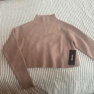 Cropped sweater, mauve